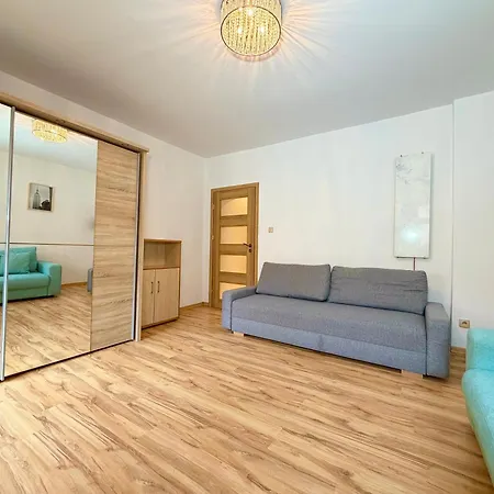 Apartment Rynek For 8 People By Bookinghost Wroclaw