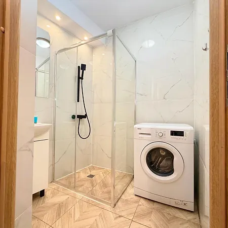 Rynek For 8 People By Bookinghost Wroclaw