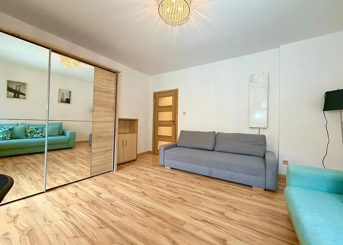 Apartment Rynek For 8 People By Bookinghost Wroclaw