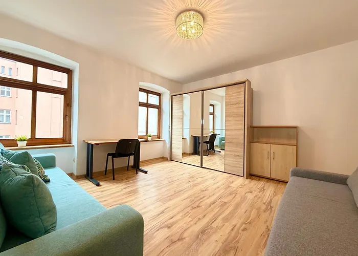 Rynek For 8 People By Bookinghost Wroclaw