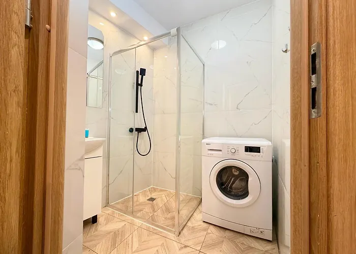 Rynek For 8 People By Bookinghost Wroclaw